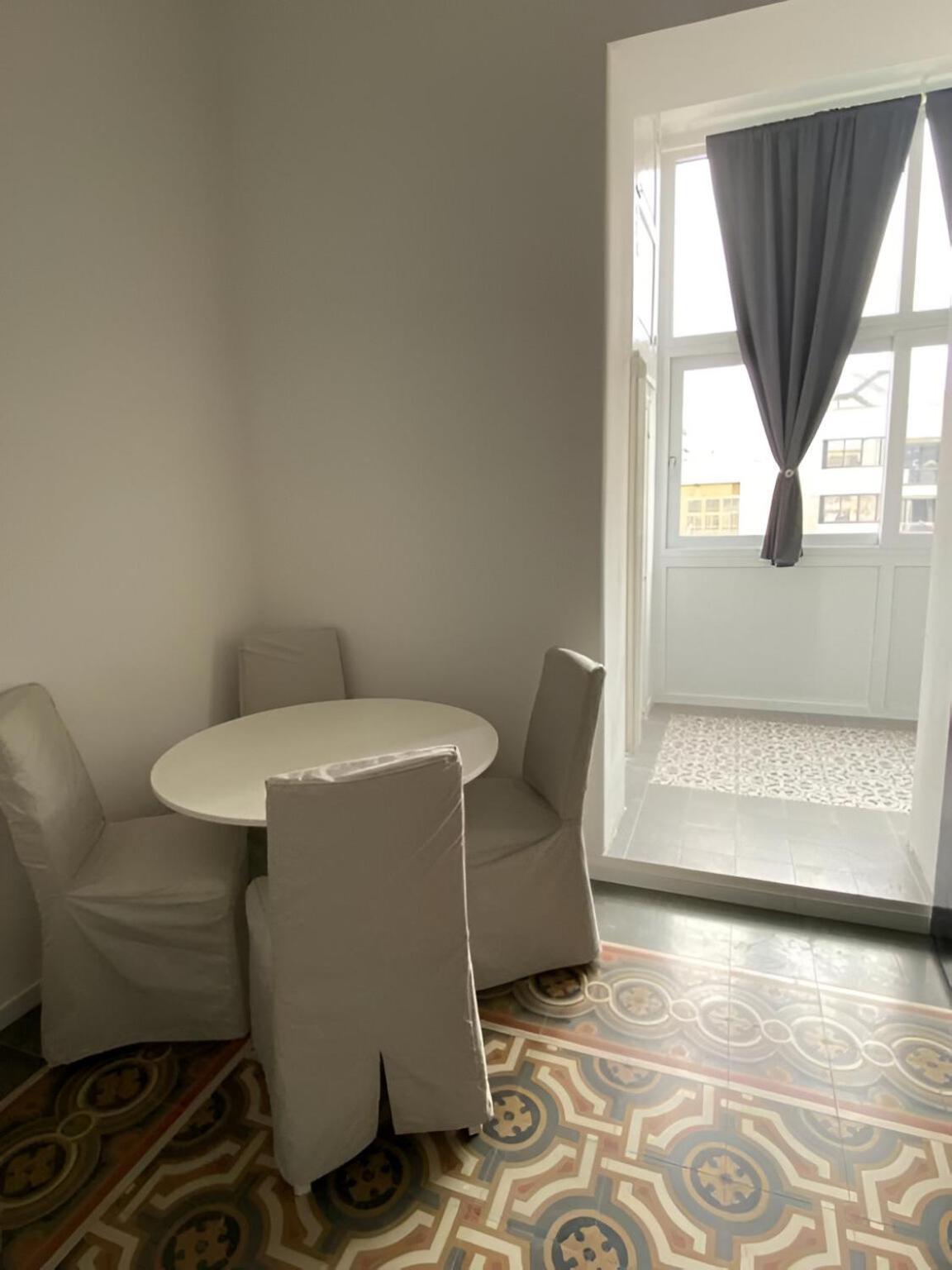 Bari Landlord 242 - Central Station Apartments Bagian luar foto